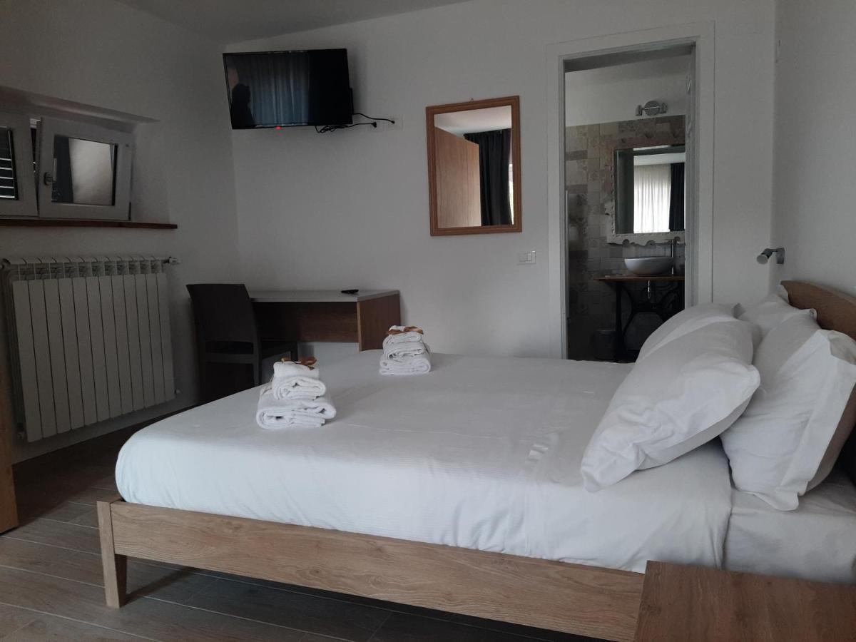 B&B La Casa Dei Nonni Асерджи Екстериор снимка